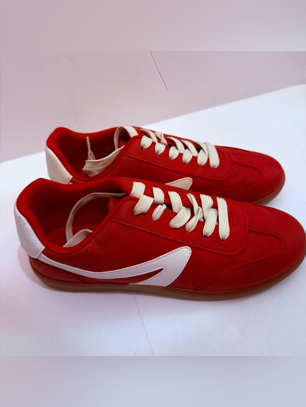DV Dolce Vita Red and White Quantum Casual Leather Sneakers Size 9 Womens